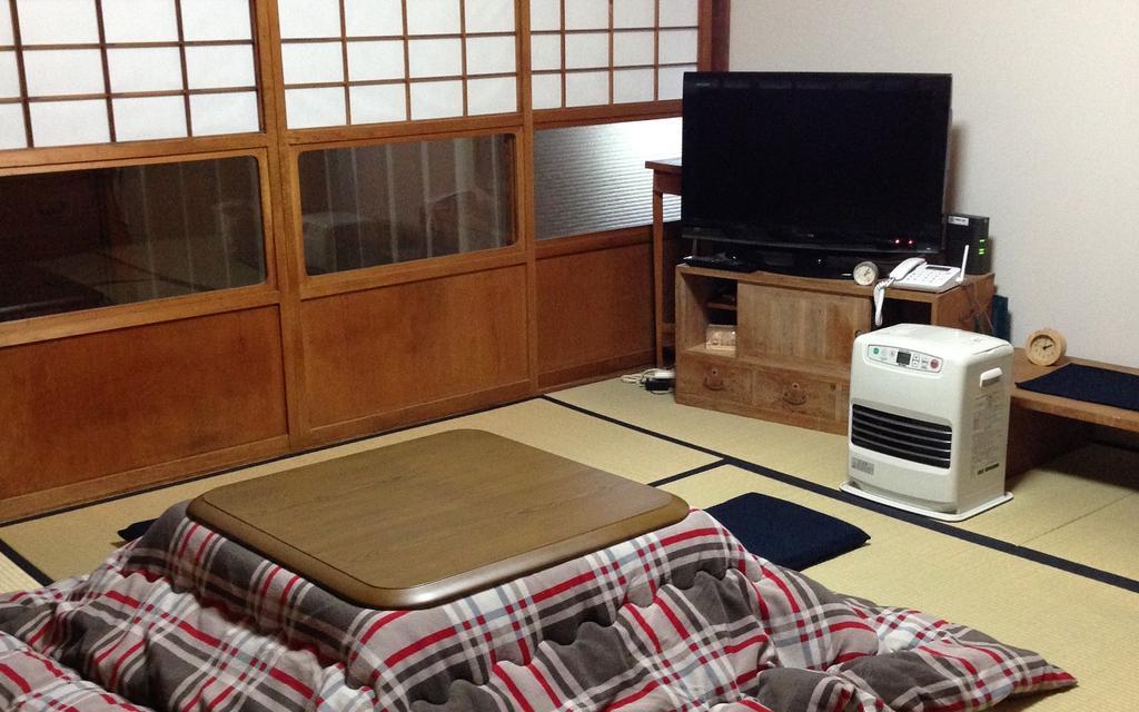 Guest House Yamashita-Ya Nanto Екстер'єр фото