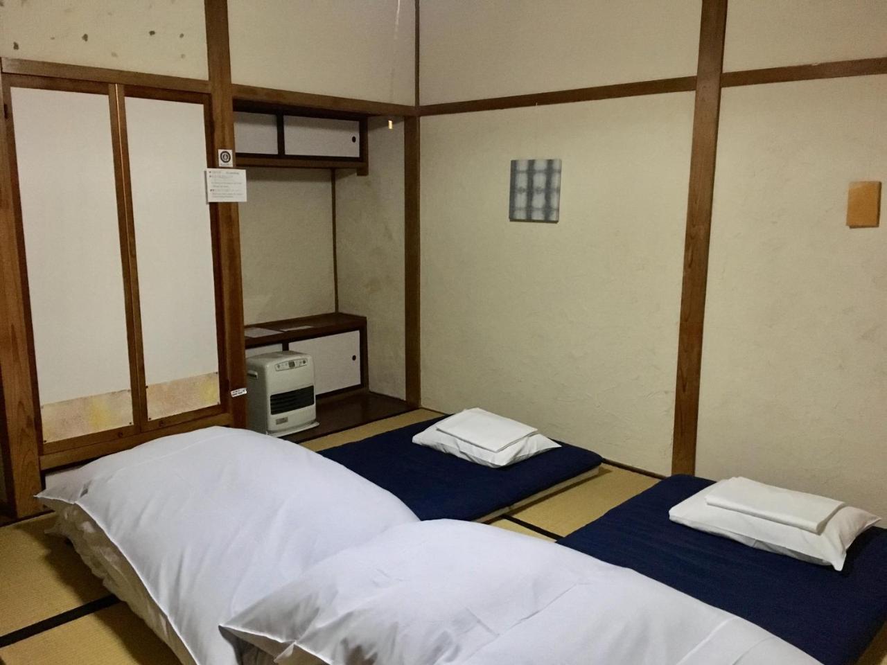 Guest House Yamashita-Ya Nanto Екстер'єр фото