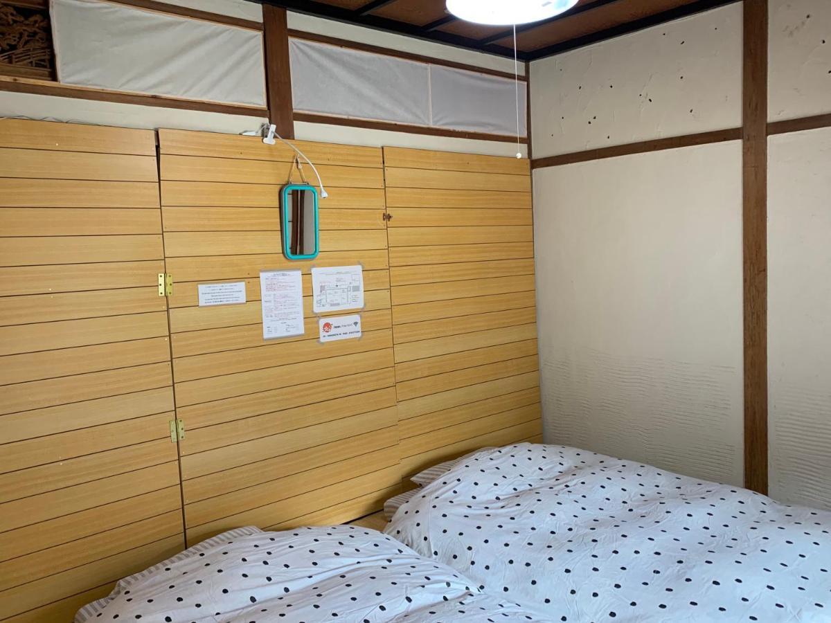 Guest House Yamashita-Ya Nanto Екстер'єр фото